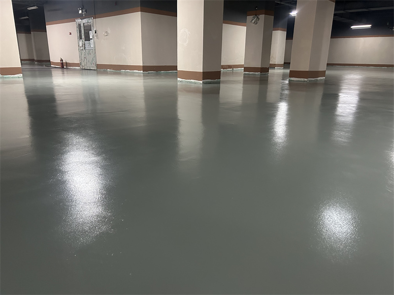 环氧自流平地坪漆的施工技巧(图2)